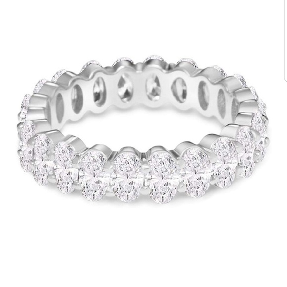 Oval Swarovski eternity band ring - Picture 2 of 8